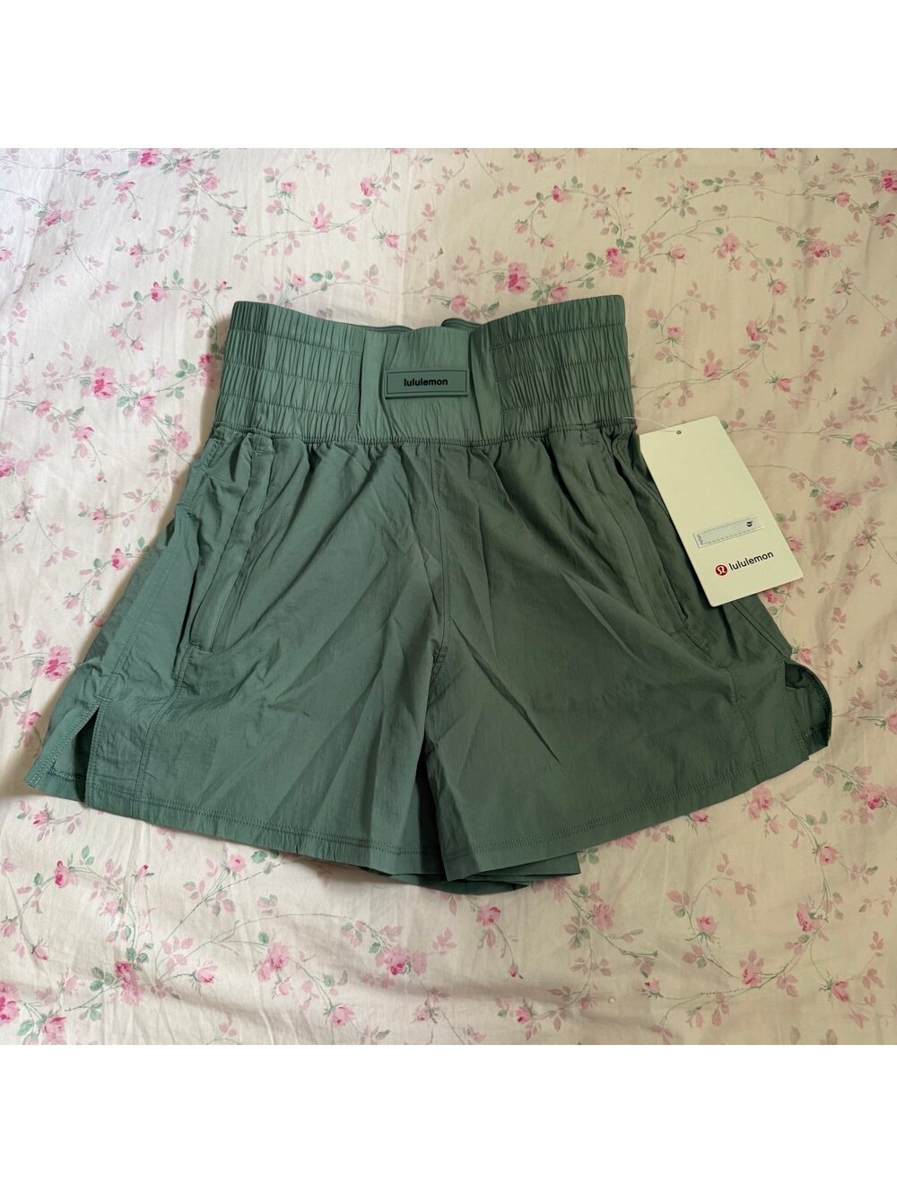 Lululemon Athletica Lightweight SHR Training Shorts